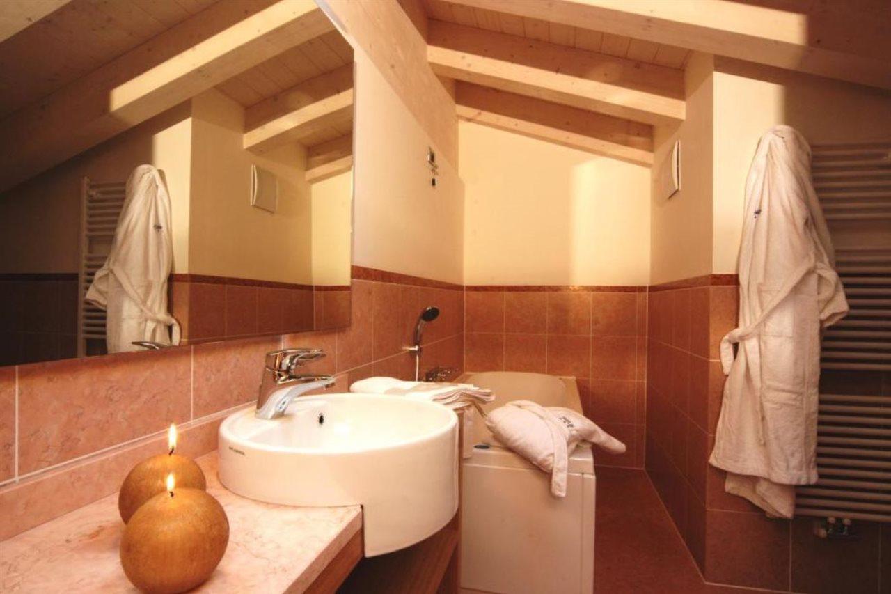 Ideal Hotel