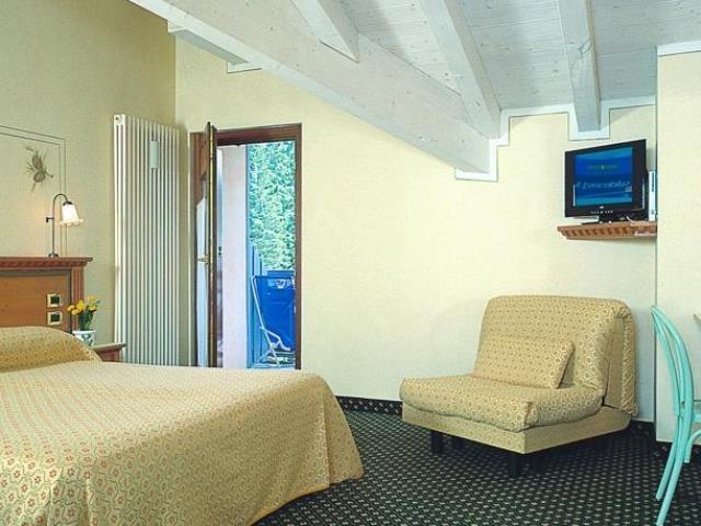 Hotel Ideal 4*